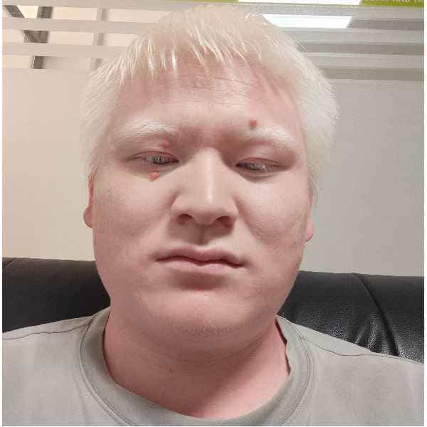 30岁岁安徽单身帅哥 - 三门峡吉缘网
