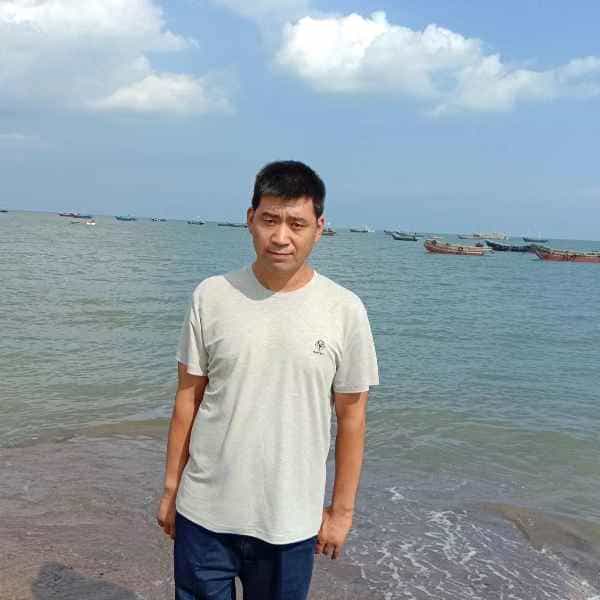 44岁岁辽宁单身帅哥 - 三门峡吉缘网