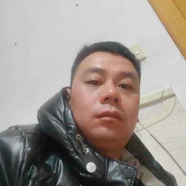 35岁岁河北单身帅哥 - 三门峡吉缘网