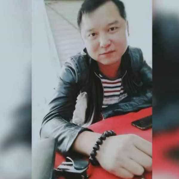 40岁岁湖南单身帅哥 - 三门峡吉缘网